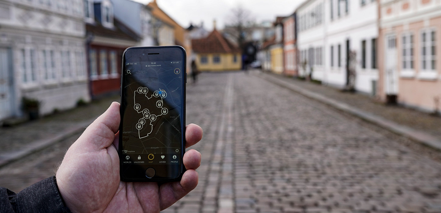 Mobil med motes i Hans Jensens Stræde