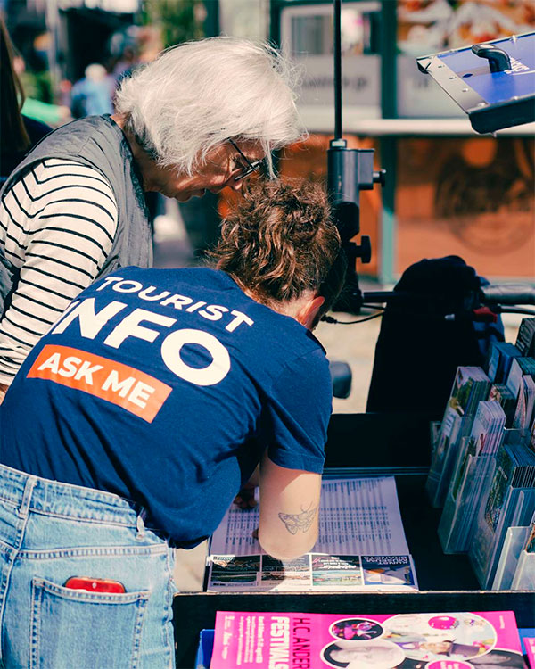 Mathilde er city host for VisitOdense