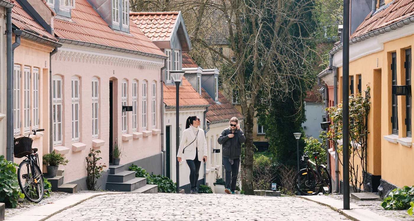 Forår i Påskestræde 01