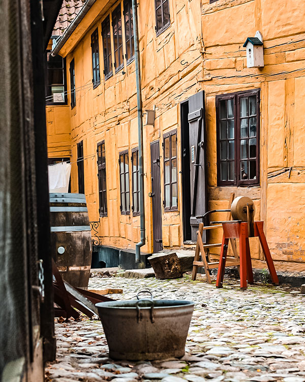 Børnenes baggård 02