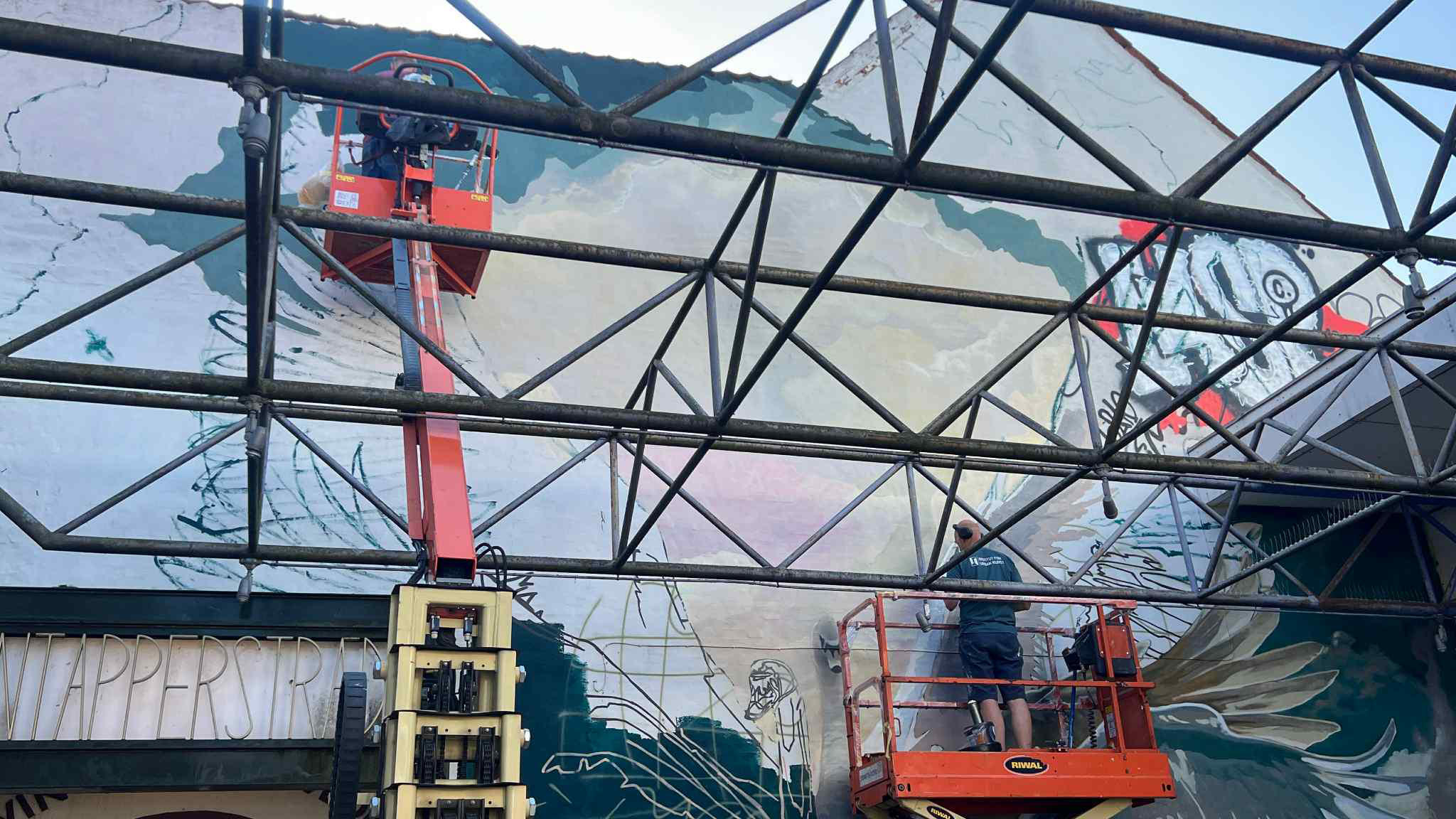 Nye gavlmalerier i Brandts