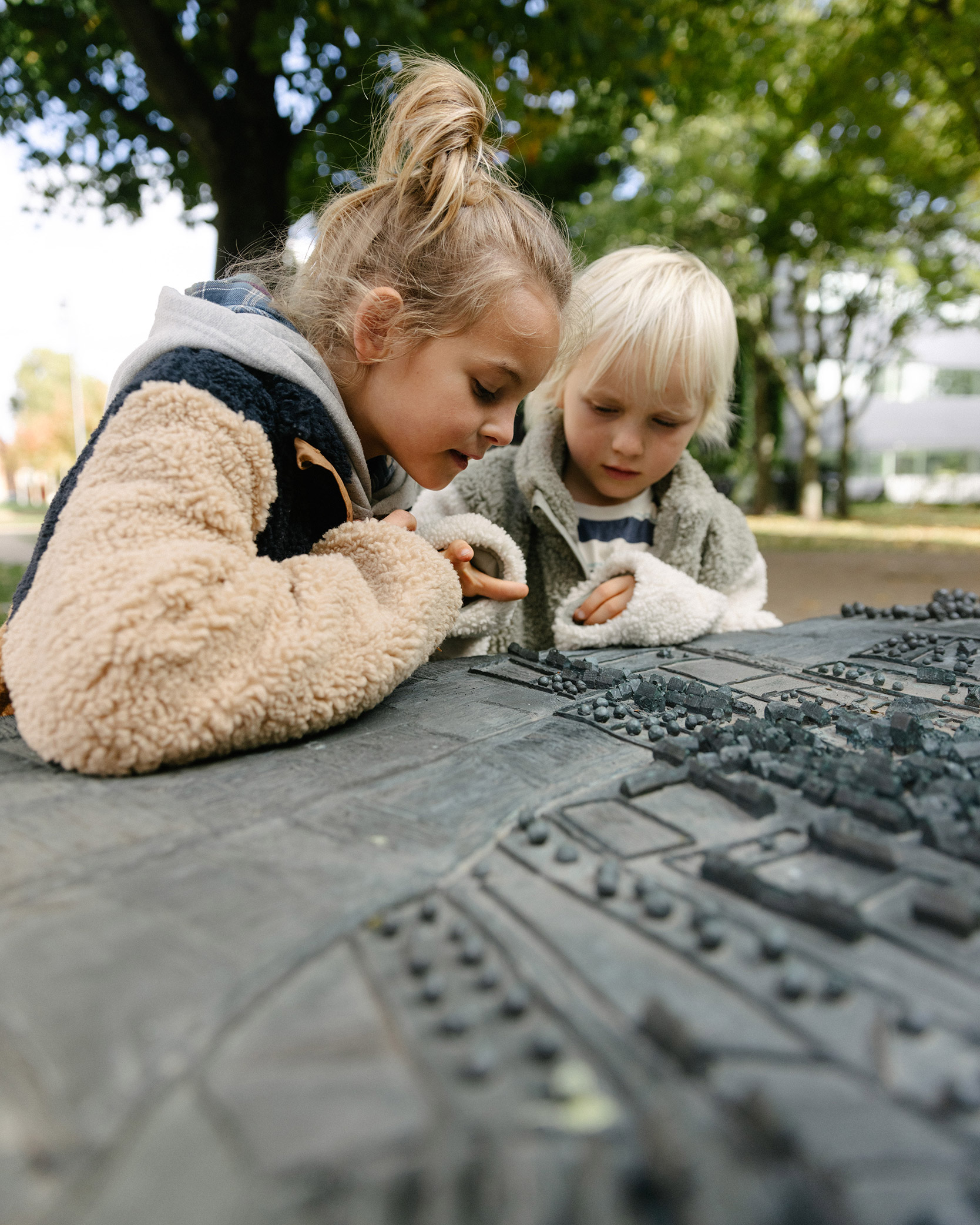 Børn på byminiaturen