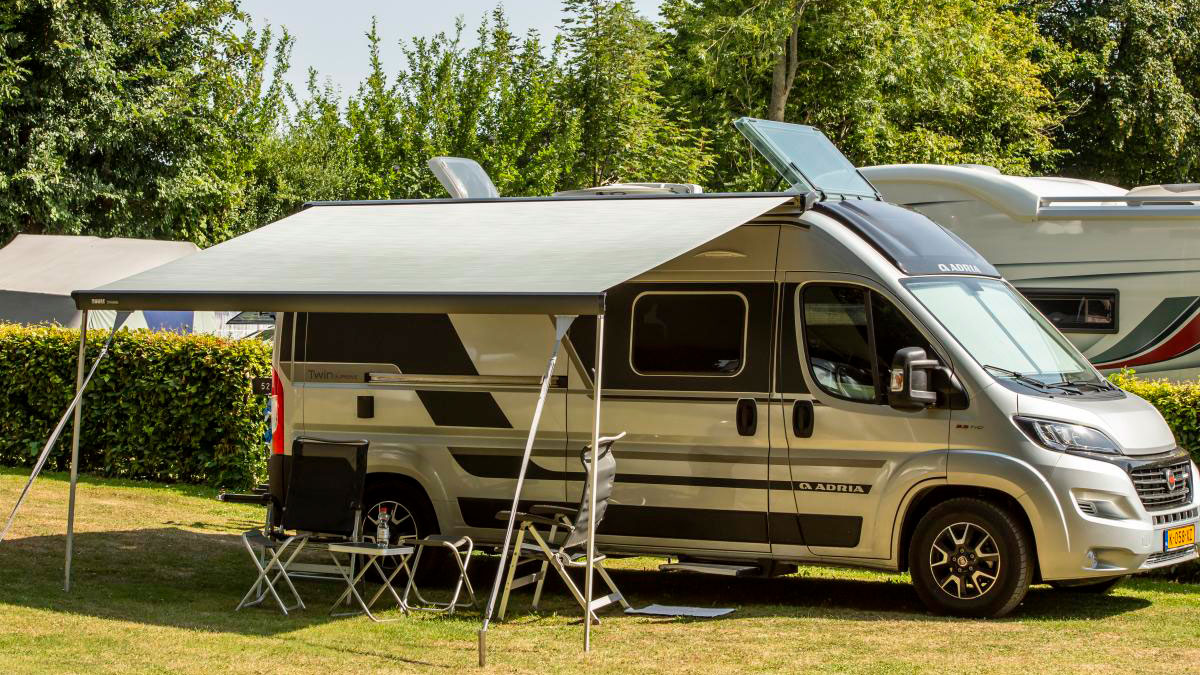 autocamper på DCU Camping