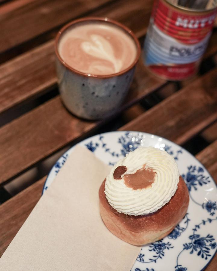 nikki lund cafe pause højformat