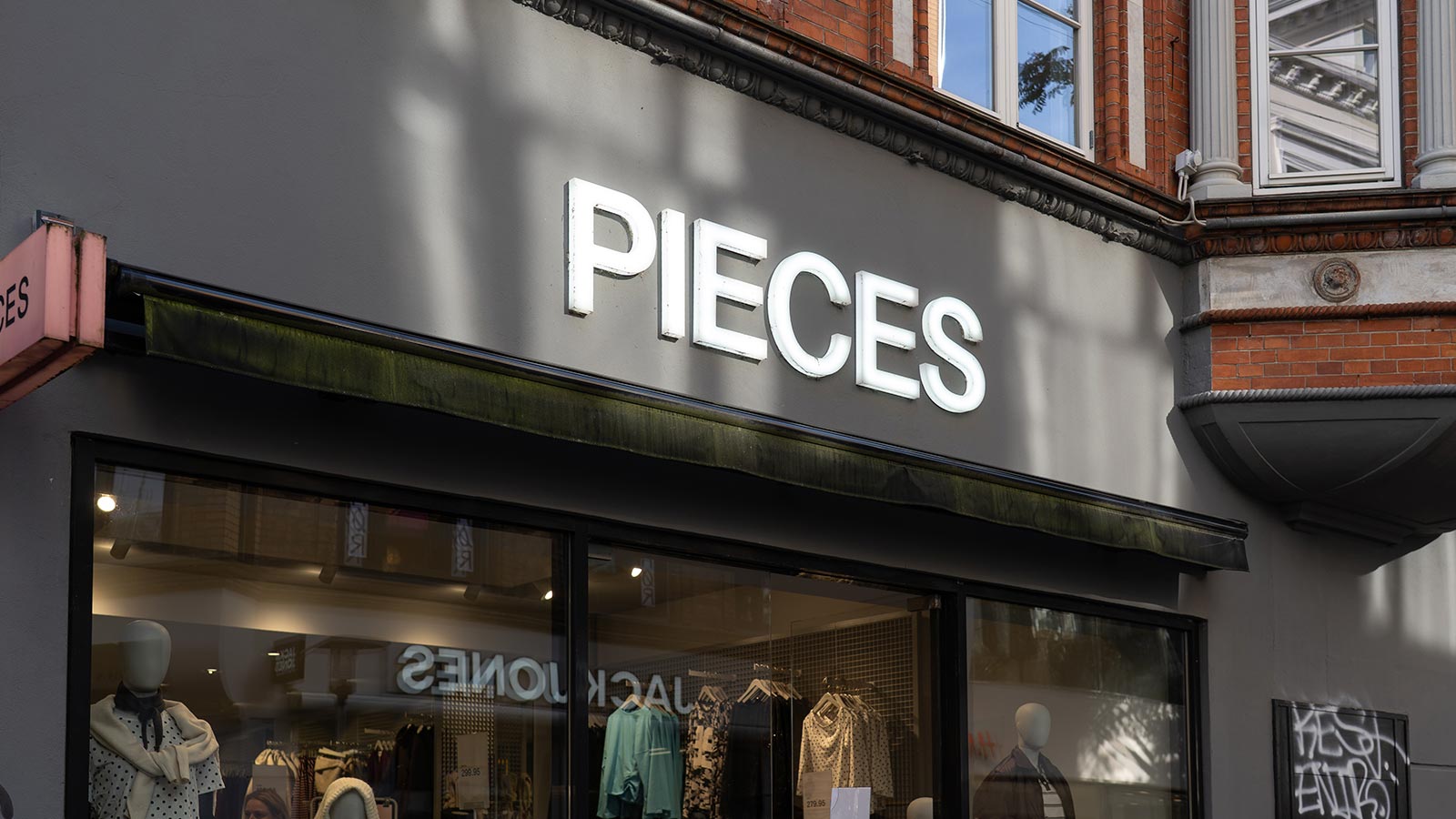 Pieces