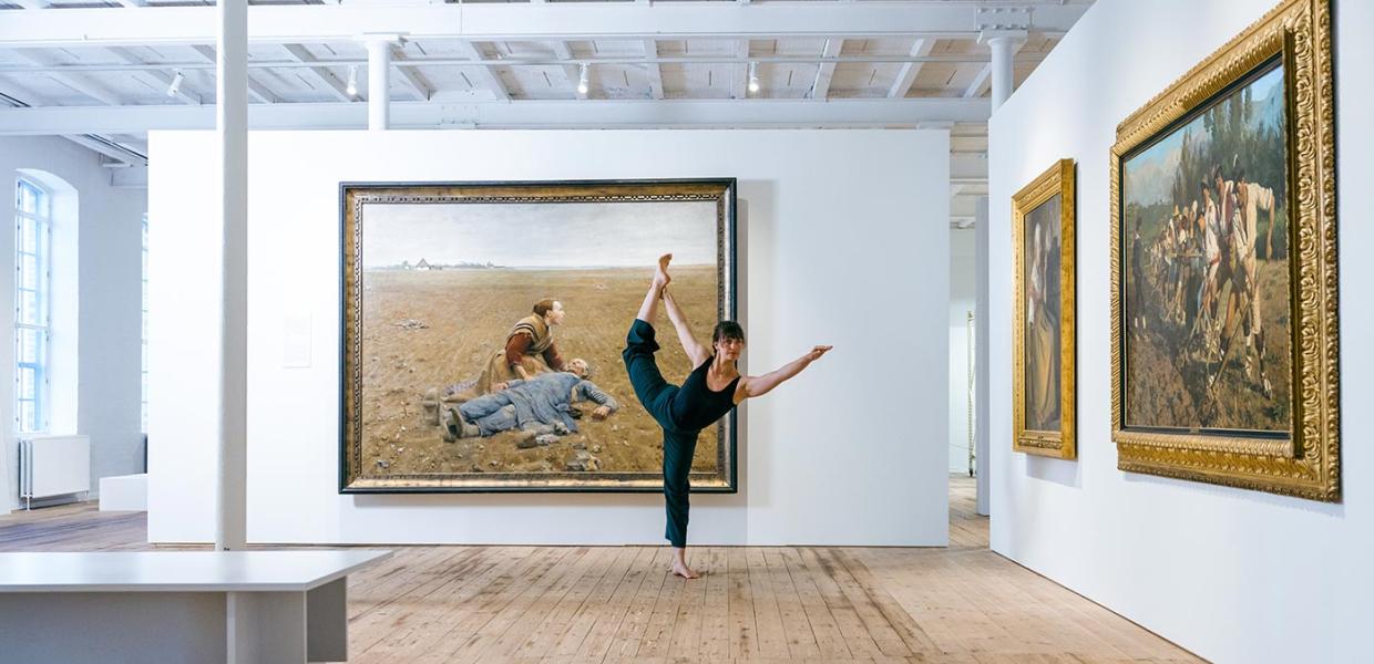 Danser i udstilling Brandts