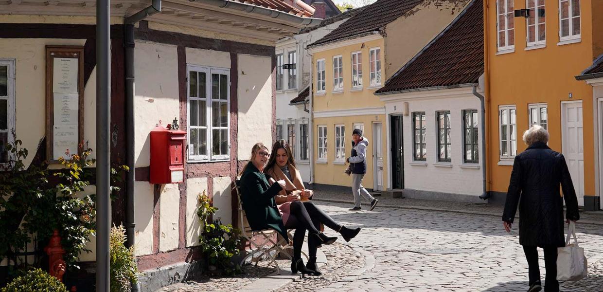 Julie & Emra in the old town