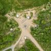 Tarup Davinde kunstshelters lodret over drone