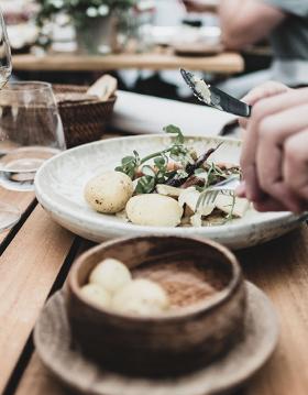 Outdoor lunch at Grønttorvet