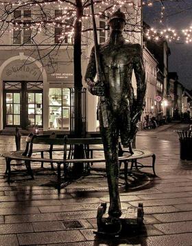 The Steadfast tin soldier in Overgade with Christmas lights